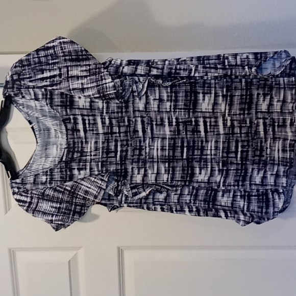 Top - Picture 1 of 3